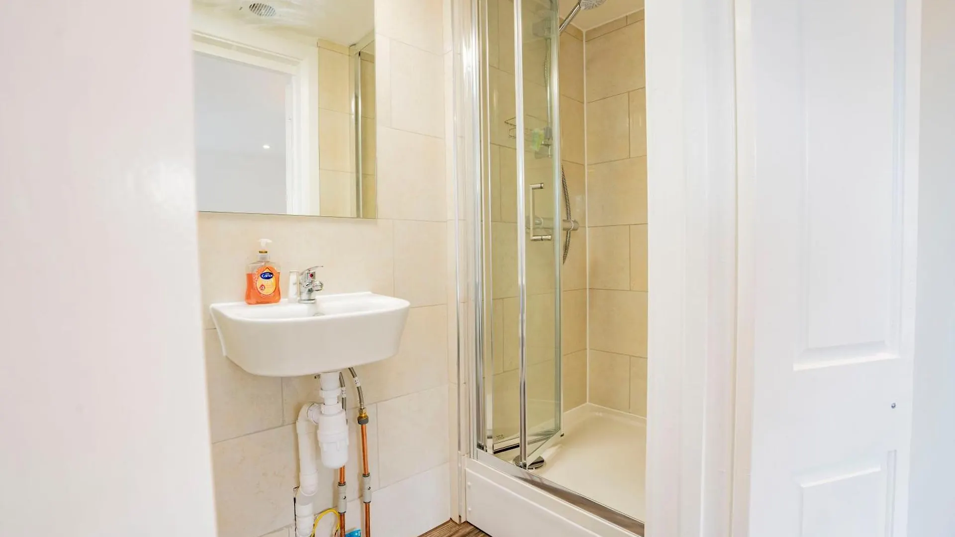 דירה Uxbridge Home 1 Bed Flat